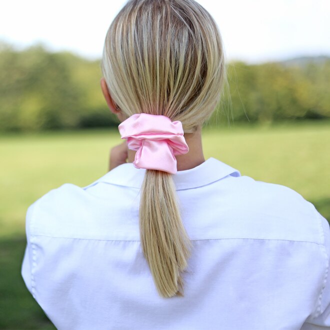 The Best Crease-Free, Dent-Free Scrunchies That Are Gentle on Hair The Best Crease-Free, Dent-Free Scrunchies That Are Gentle on Hair